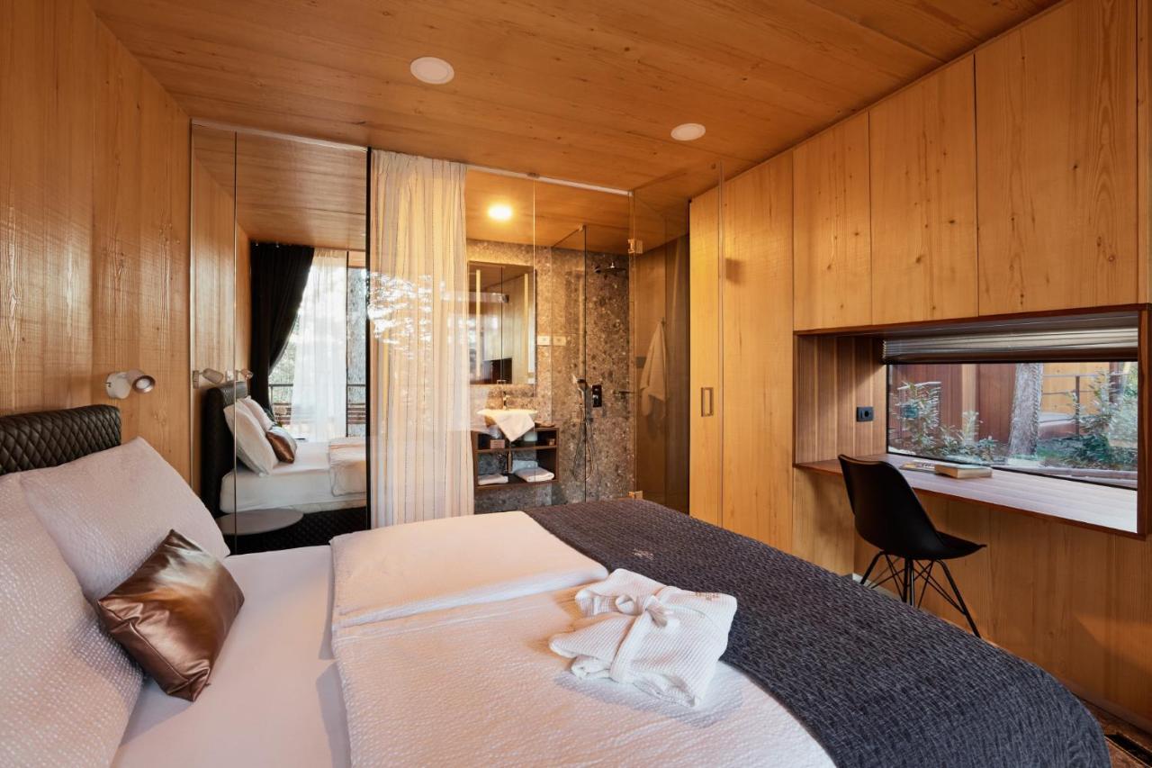 Theodosius Forest Village - Glamping In Valley Frühstückspension Vipava