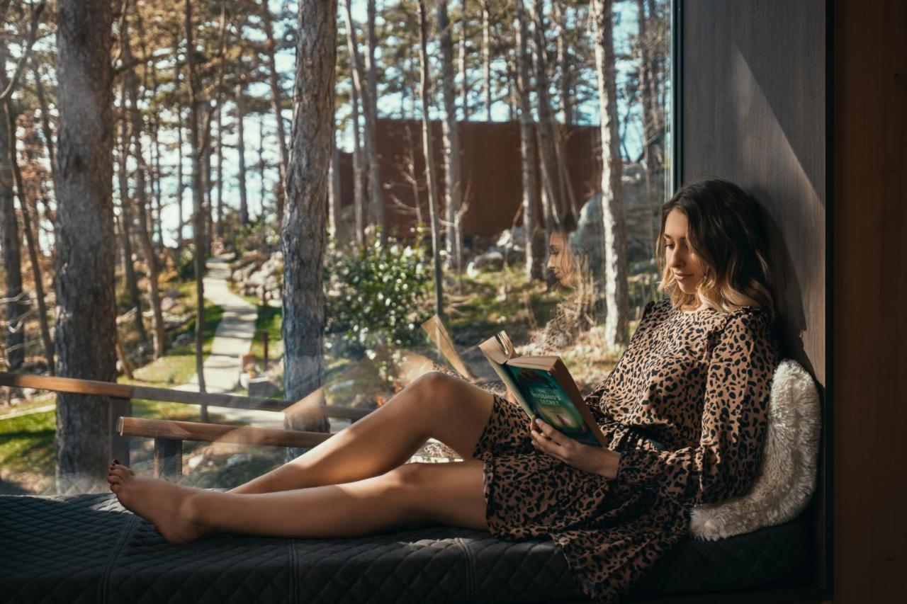 Theodosius Forest Village - Glamping In Valley Bed & Breakfast *