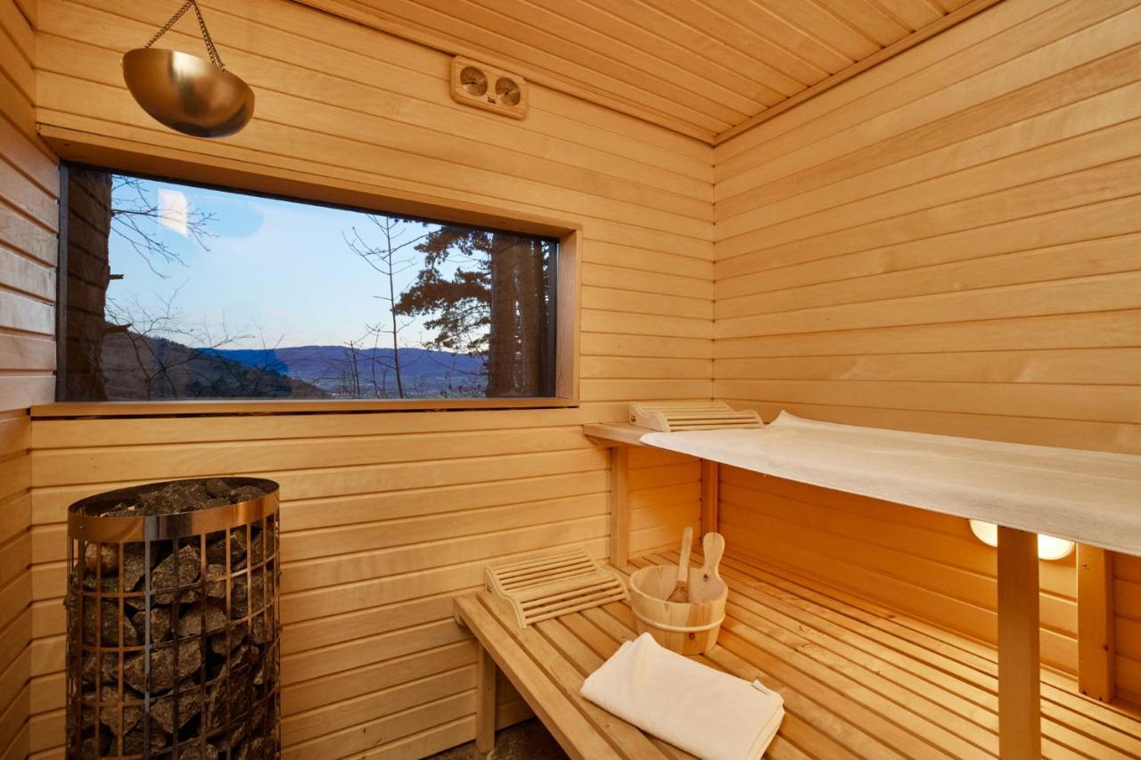 Theodosius Forest Village - Glamping In Valley Bed and breakfast Vipava