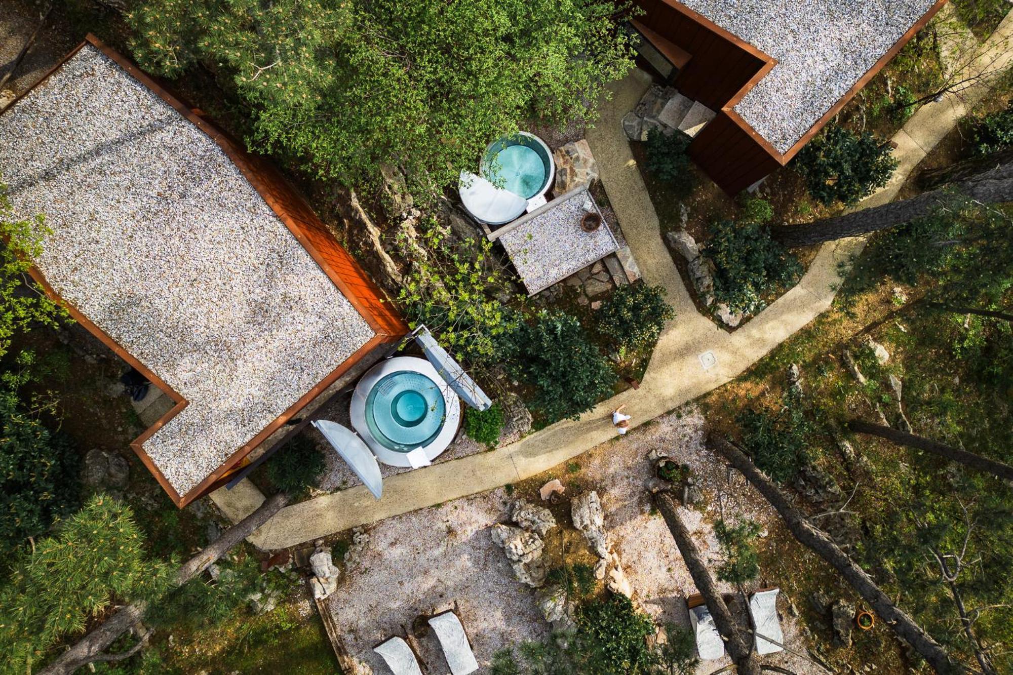 Theodosius Forest Village - Glamping In Valley * Vipava