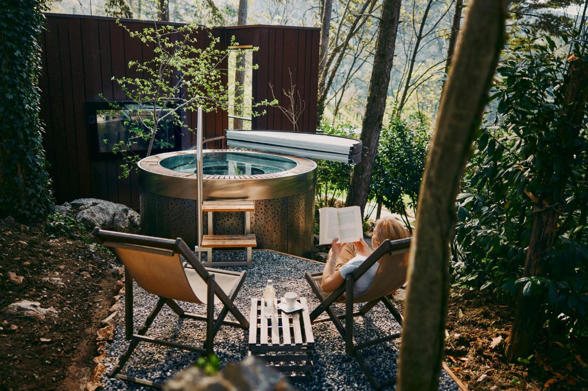 Frühstückspension Theodosius Forest Village - Glamping In Valley Vipava
