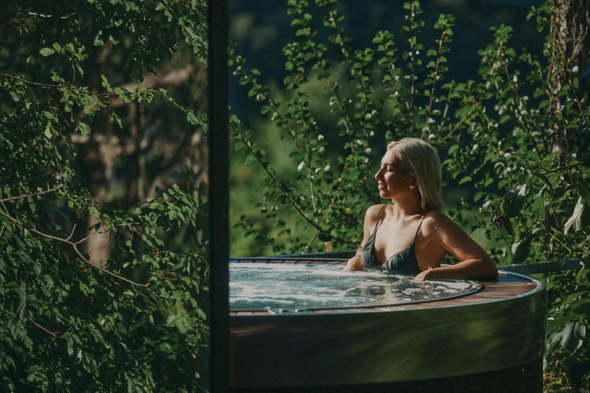 Theodosius Forest Village - Glamping In Valley Bed & Breakfast