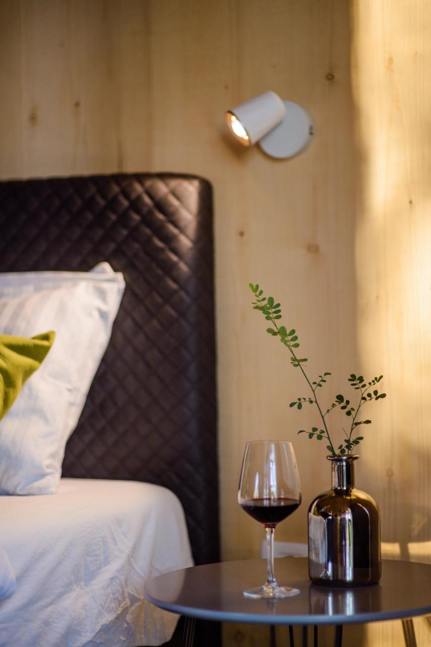 Theodosius Forest Village - Glamping In Valley Bed & Breakfast